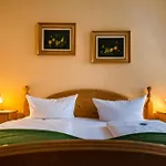 Szálloda Werdenfelser Hof 3*