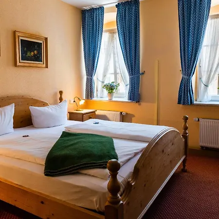 Hotel Werdenfelser Hof 3*