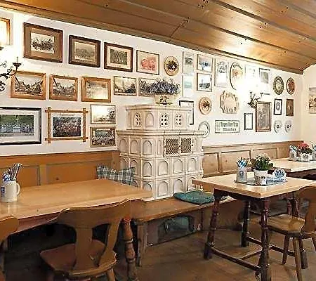 Hotel Werdenfelser Hof 3*