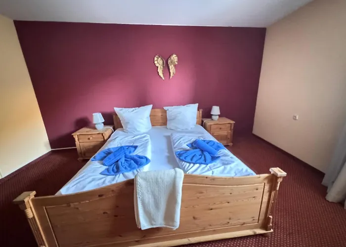 Werdenfelser Hof Szálloda 3*